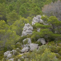 Photo de France - Le Cirque de Mourèze et le Lac du Salagou